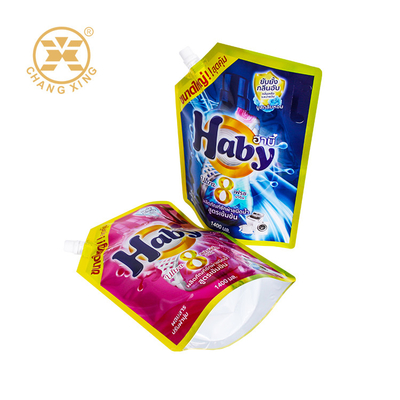 Op maat gedrukte vloeibare zak Plastic wasmiddel verpakkingszak Stand Up pouch met hoek spuit